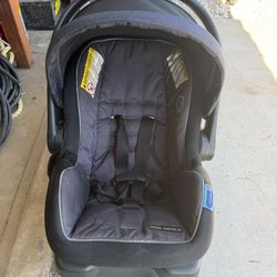 Graco car seat 