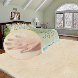 "NEVER USED" Boho Plush Shag Area Rug (8'  x 10')