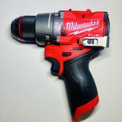 Milwaukee M12 Fuel Drill