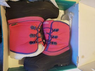 Girls snow boots