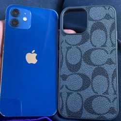 iPhone 12 Unlocked With Case 