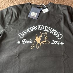 New Louis Vuitton Shirt Size Extra Large Men 