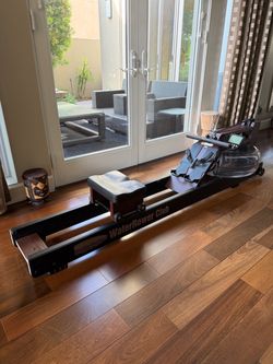 WaterRower Club Rowing Machine – Barely Used, Excellent Condition