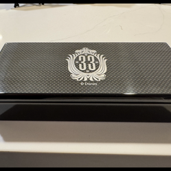 Disneyland “Club 33” collector 2 ball point pens with special case