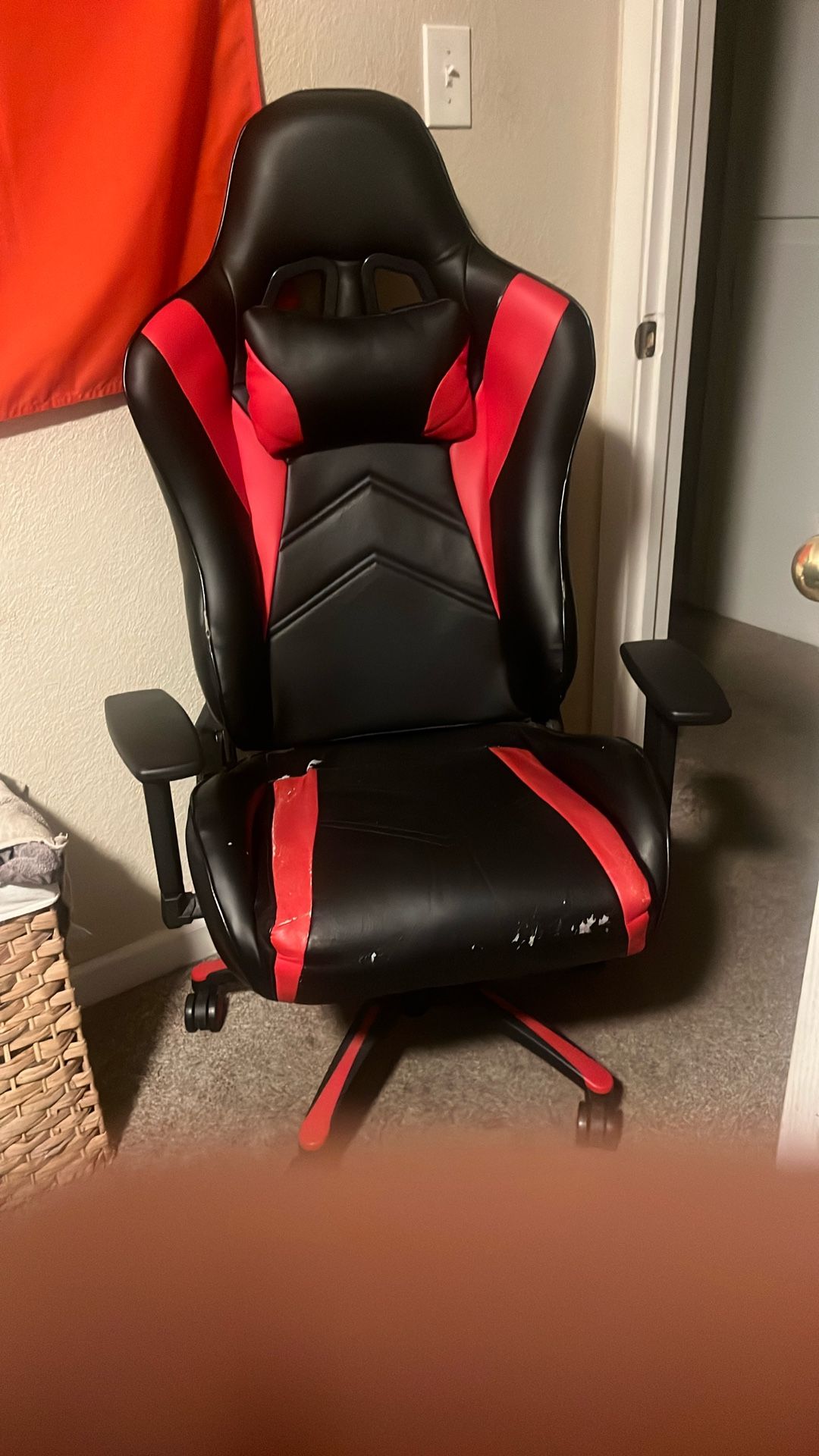 Gaming chair
