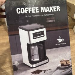 14-Cup Programmable Coffee Maker CM9451-UL  Cafetera programable de 14 tazas con temporizador