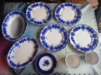 Vintage flow blue China