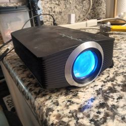 LCD / LED PROJECTOR 