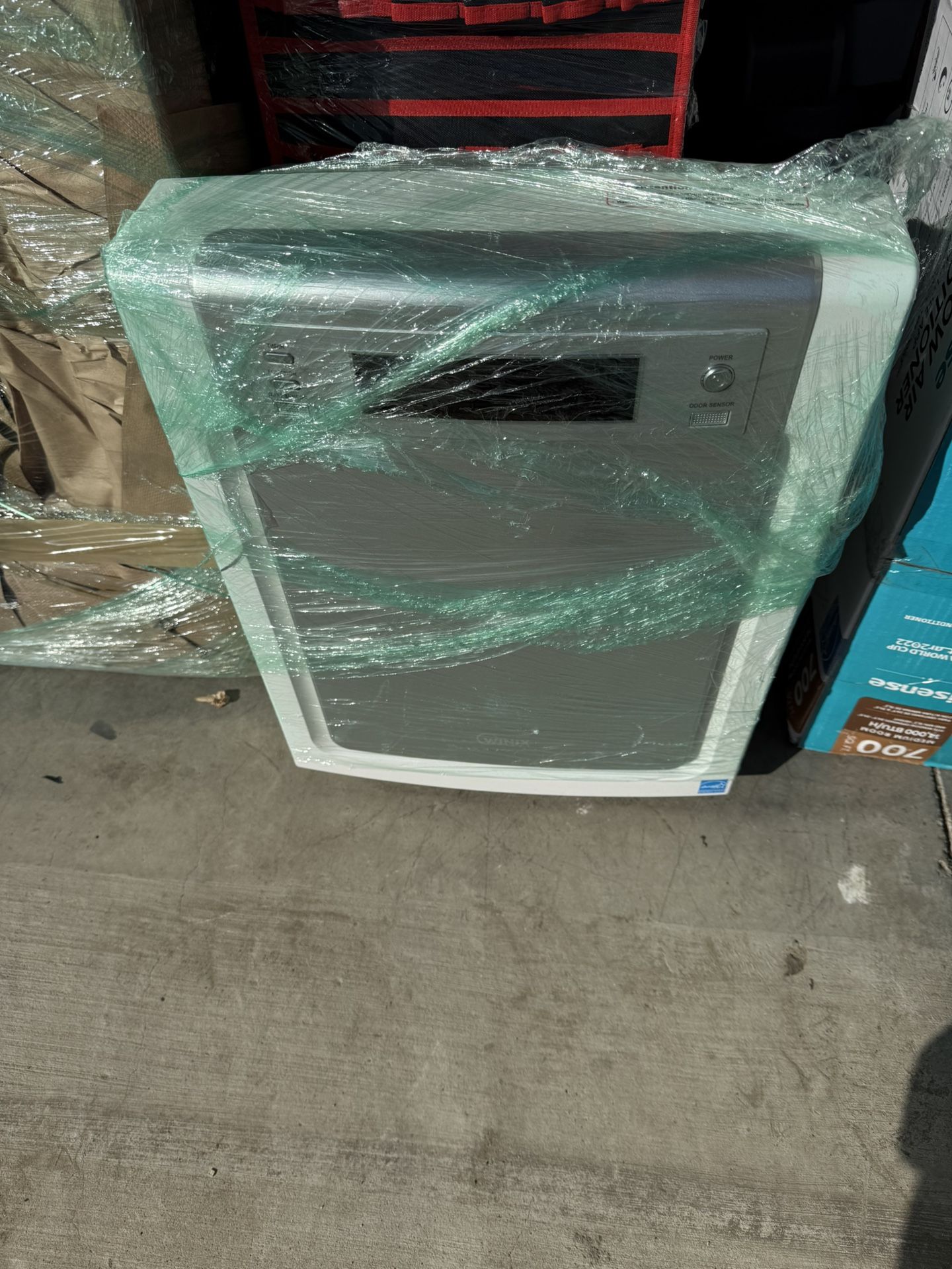 Whynter Portable Air Conditioner – Cool & Dehumidify Function (Silver/White)