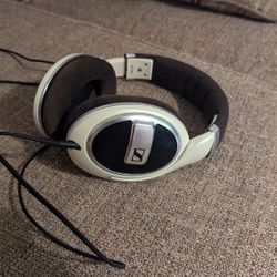 Sennheiser  HD 599 Headphones