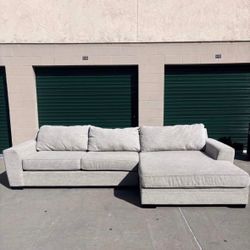 Oversize Chaise Sectional Couch From Living Space🛻 Delivery Available🛻