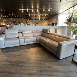 6PC Leather Power Reclining Sectional 