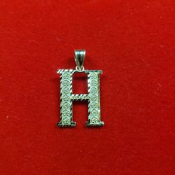 10kt Gold Letter H Pendant 