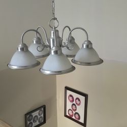 Chandeliers $25 Excellent Condition