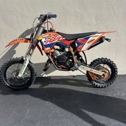 KTM SXS Gas Dirtbike 50cc