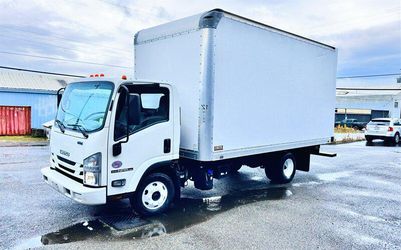 2019 Isuzu NPR HD
