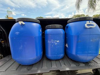 Plastic barrel