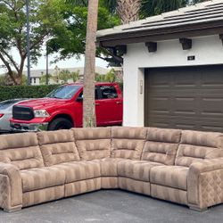 🛋️Sectional Couch/Sofa - Light Brown - Recliners - Microfiber - Delivery Available 🚛