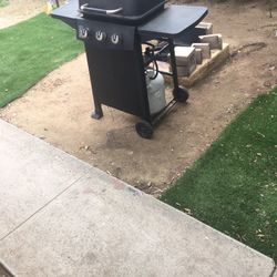 Dyna-Glo barbecue 
