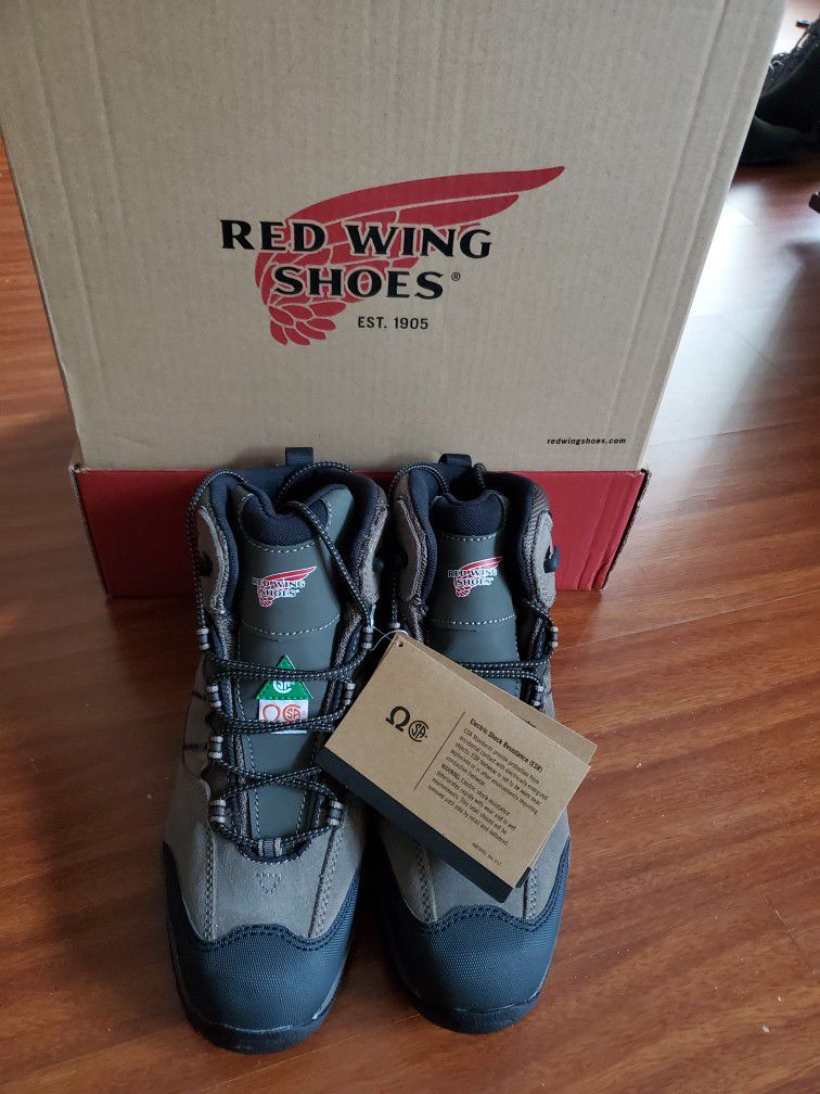 Red WING TRUHHIKER Waterproof Safety Toe Hiker Boots