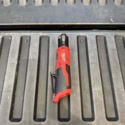 NEW Milwaukee M12 12V Lithium-Ion Cordless 3/8 in. Ratchet (Tool-Only) **FIRM PRICE**
