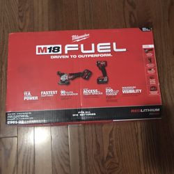 Milwaukee Fuel M18 3/8 Impact wrench and grinder kit