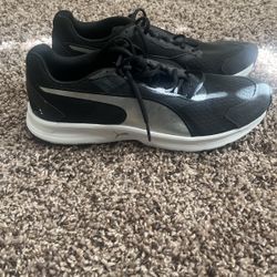 Puma running Shoes 