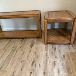 Entry Or Sofa Table/ Side Or End Table/ 2 Table Lamps 