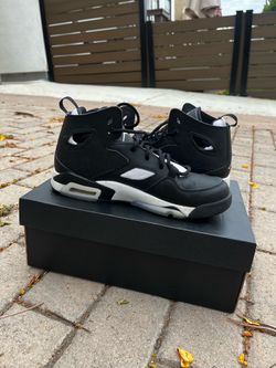 Jordan Flight Club ’91 Black/White Size 6.5 🔥(Pickup Today!)
