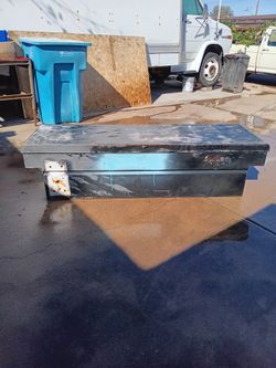 Toolbox In Toolboxs I Have 2 Available In Very Good Condition