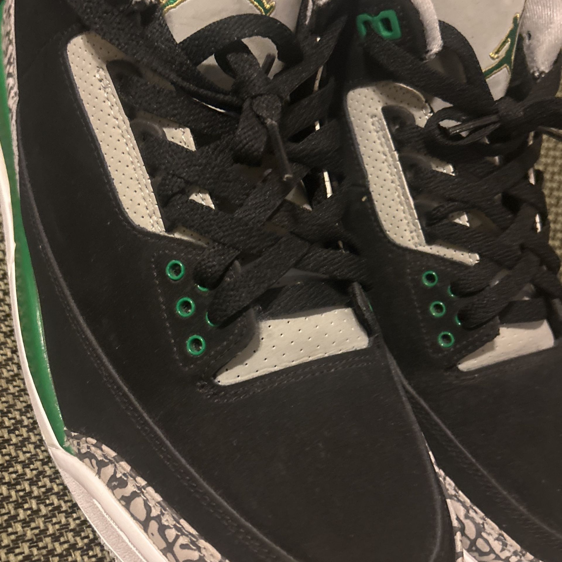 Jordan 3 Pine Green Sz12