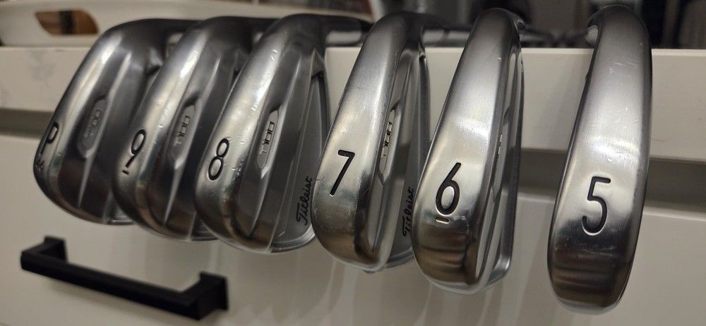 Titleist T100 5 to PW iron set
Premium Upgraded ACCRA 115g stuff shaft
