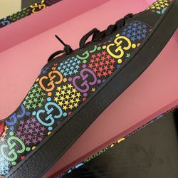 Gucci Shoes 9 1/2 Wore 4 Times!!