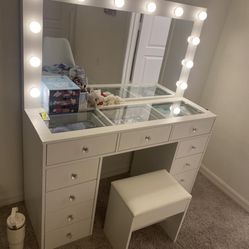 Vanity 