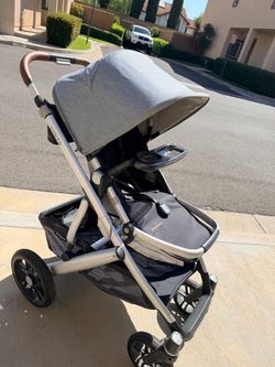 Uppababy Vista stroller + carseat