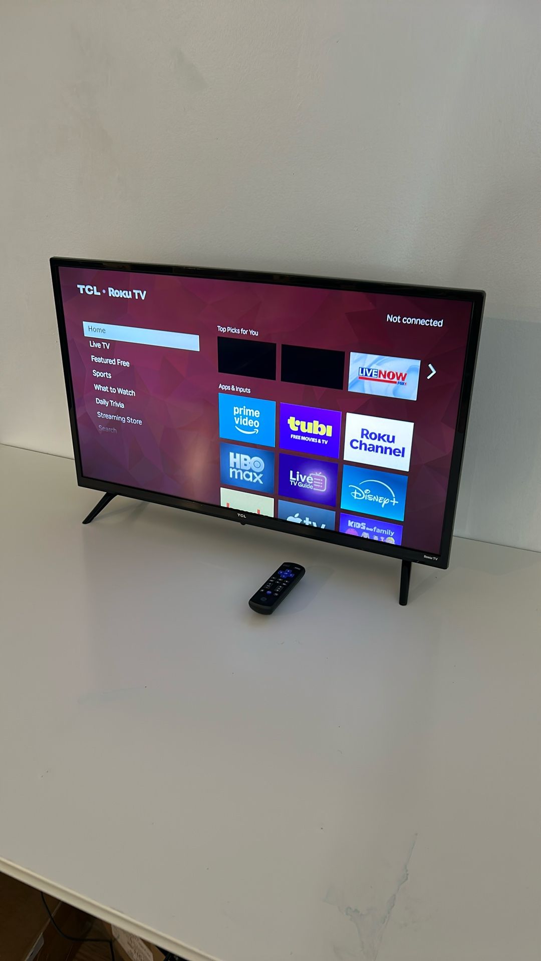 TCL 32”  Roku Hd Led Smart Tv(