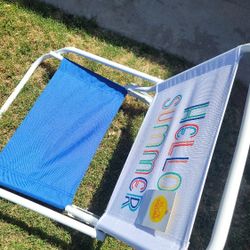 NEW BEACH CHAIR $10 GILBERT AND RAY RD.  CHECK ALL MY OFFERS. 