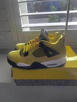 Retro 4 Lightning ⚡️