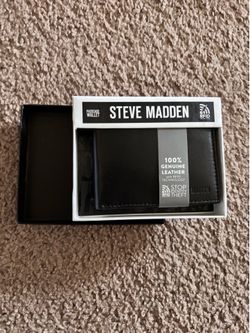 Steve madden wallet