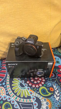 Sony a7riv camera