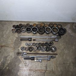 42 Jumbo Sockets - 1" Drive Rachet 3/4 Drive Rachet 3/4 Drive Breaker Bar 5 Extntions