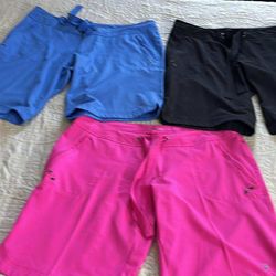 Woman Shorts Size M Color Pink, Blue And Black All For $4