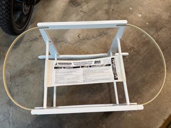Jolly jumper rocking bassinet basket