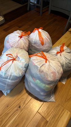 Bolsas de ropa de todo mix $50 pueden verla sin compromiso perfecto estado si te interesa marca gracias