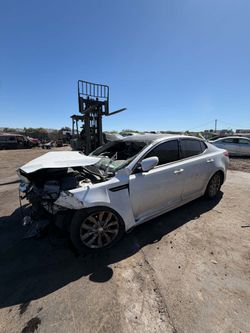 2015 Kia Optima Sdn EX for parts