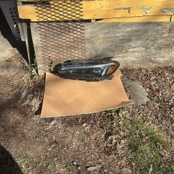 2022-24 Honda Civic Left Headlight