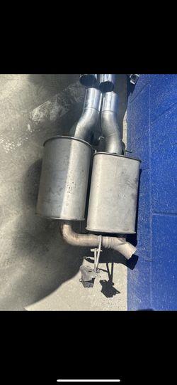 M5 E60 OEM Mufflers