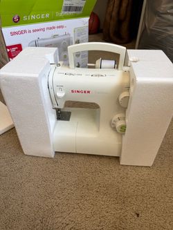 Singer Tradition 2277 Sewing Machine