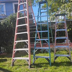 Fiberglass Step Ladders 6_8_10 All  3 Ladders For $150