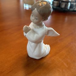 Lladro Praying Boy Figurine
